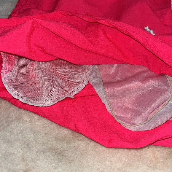 Hobie | Men’s Vintage 80’s Hot Pink Lined Swim Trunks with pockets | size 1X - Picture 9 of 10